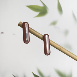 Mocha Mousse Line â Dezente Ohrstecker mit Gold- oder Silberstreifen
