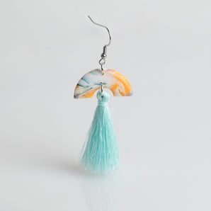 Boho-Ohrringe mit marmoriertem Anhänger und türkisfarbener Quaste, perfekt für Partys, Sommerabende, Damen und als Geschenkidee