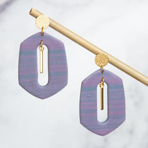 Statement Ohrringe elegant mit Goldakzent in Lila perfekt für Party Abendmode Strandlook geschenkidee für Freundin